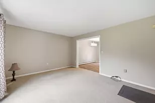 570 Woodland Way, Russell, MA 01071 - Photo 11