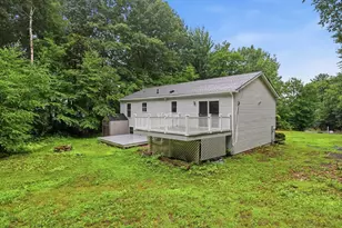 570 Woodland Way, Russell, MA 01071 - Photo 33