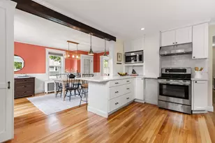 22 Prince St, Marblehead, MA 01945 - Photo 15