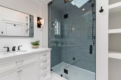 22 Prince Street, Marblehead, MA 01945 - Photo 23