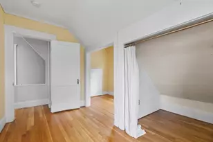 22 Prince St, Marblehead, MA 01945 - Photo 27