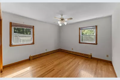48 Jason Dr, Dartmouth, MA 02748 - Photo 9