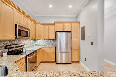 295 Salem St #99, Woburn, MA 01801 - Photo 9