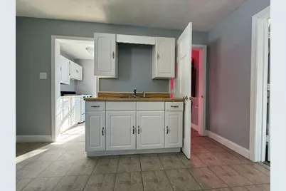 21-23 Omena Pl, Fitchburg, MA 01420 - Photo 5