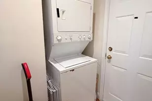 143 Hillside St, Boston, MA 02120 - Photo 17
