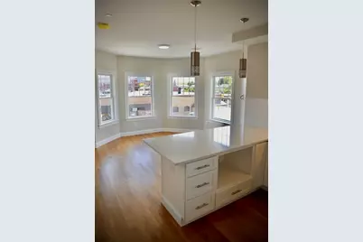 35 Chestnut St #2, Wakefield, MA 01880 - Photo 5
