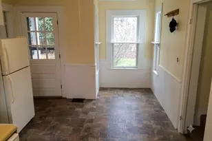 90 N Prospect St, Amherst, MA 01002 - Photo 5