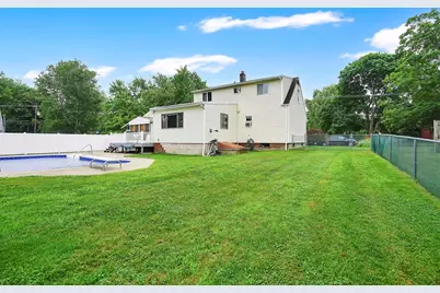 84 Judd Ave., South Hadley, MA 01075 - Photo 5