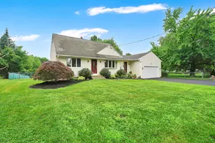 84 Judd Ave, South Hadley, MA 01075 - Photo 3