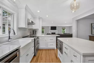 10 Lillian Drive, North Reading, MA 01864 - Photo 7