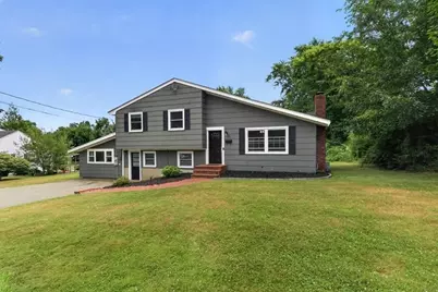 15 Russell Rd, Whitman, MA 02382 - Photo 3