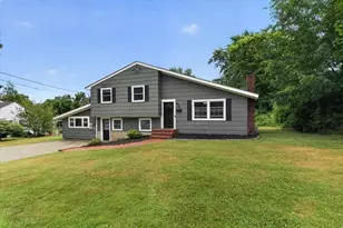 15 Russell Rd, Whitman, MA 02382 - Photo 3