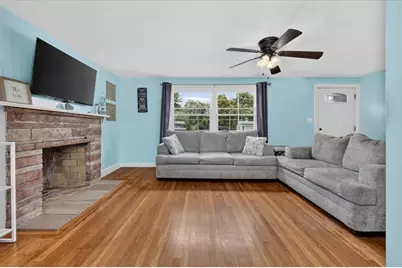 15 Russell Rd, Whitman, MA 02382 - Photo 7