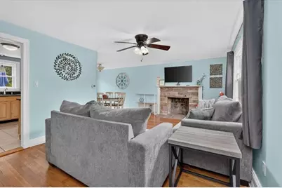 15 Russell Rd, Whitman, MA 02382 - Photo 5