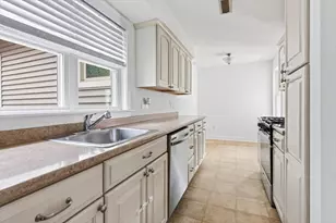5 Blueberry Ct, Rockland, MA 02370 - Photo 7