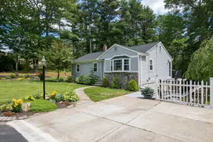 50 Spring St, Plympton, MA 02367 - Photo 3
