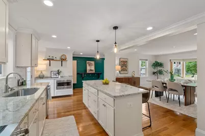 79 Grove St, Winchester, MA 01890 - Photo 3