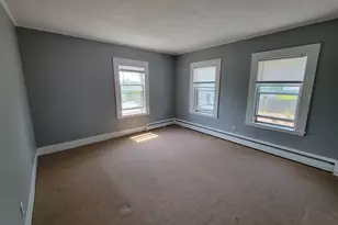 4 Pleasant St, Wakefield, MA 01880 - Photo 13