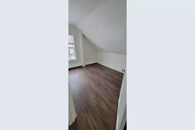 4 Pleasant St, Wakefield, MA 01880 - Photo 9