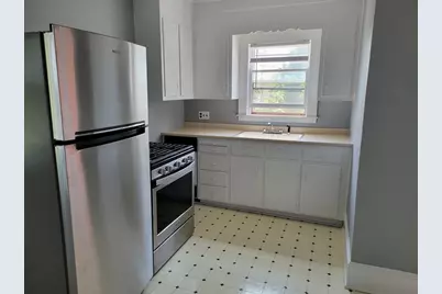 4 Pleasant St, Wakefield, MA 01880 - Photo 11