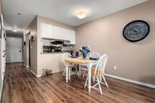 280 Village St, Medway, MA 02053 - Photo 9