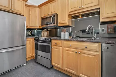 202 W Springfield St #4, Boston, MA 02118 - Photo 5