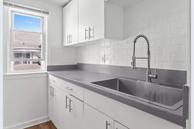 36-38 Crowley St #2, Lowell, MA 01852 - Photo 9