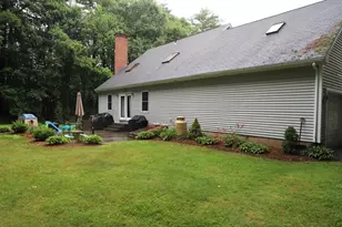 30 Sylvan Cir, Belchertown, MA 01007 - Photo 5