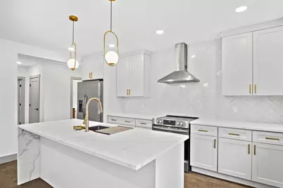 127 E Cottage St #3, Boston, MA 02125 - Photo 5