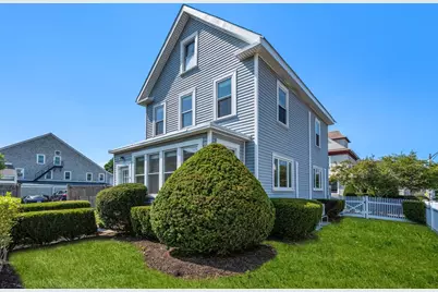 45 Henshaw St, Boston, MA 02135 - Photo 33