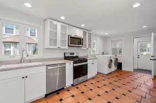 45 Henshaw St, Boston, MA 02135 - Photo 17