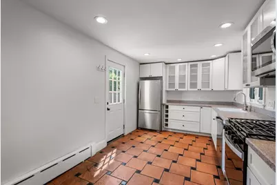45 Henshaw St, Boston, MA 02135 - Photo 15