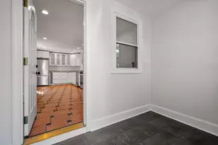 45 Henshaw St, Boston, MA 02135 - Photo 19