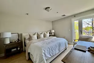 25 Alpine St, Boston, MA 02136 - Photo 13
