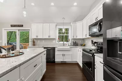 45 Folly Mill Rd, Salisbury, MA 01952 - Photo 9