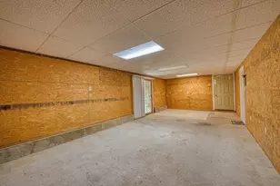 231 Thompson St, Halifax, MA 02338 - Photo 35