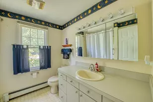 231 Thompson St, Halifax, MA 02338 - Photo 23