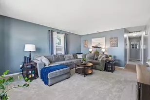 35 Beaumont Ave, Chicopee, MA 01013 - Photo 9