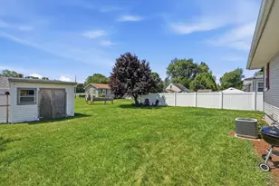 35 Beaumont Ave, Chicopee, MA 01013 - Photo 33