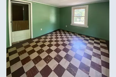 6 Oak Dr, Oxford, MA 01540 - Photo 9
