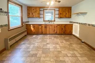 6 Oak Dr, Oxford, MA 01540 - Photo 5