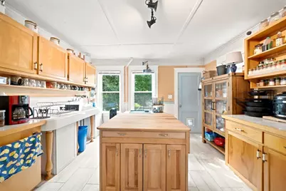 715 River St, Haverhill, MA 01832 - Photo 15