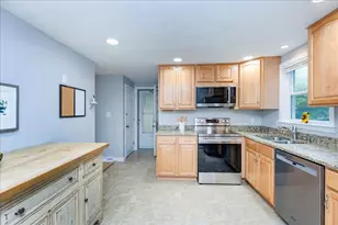 3 Kenilworth Ln, Haverhill, MA 01835 - Photo 11
