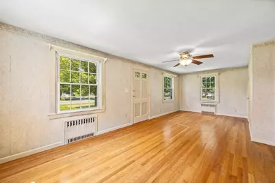 1855 Parker St, Springfield, MA 01128 - Photo 13
