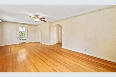 1855 Parker St, Springfield, MA 01128 - Photo 11