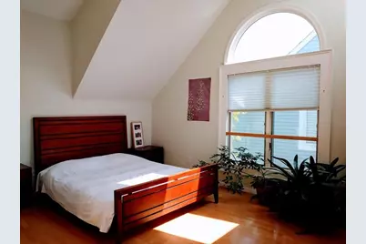 147 Cushing St #2, Cambridge, MA 02138 - Photo 5