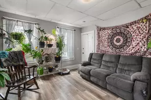 34 Esther St, Worcester, MA 01607 - Photo 3