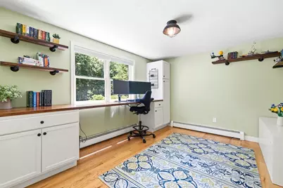 15 Hillcrest Dr, Tyngsborough, MA 01879 - Photo 13