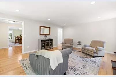 15 Hillcrest Dr, Tyngsborough, MA 01879 - Photo 11