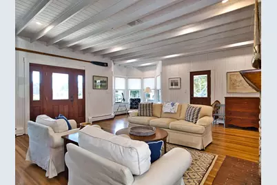 86 Degaris Ave, Dartmouth, MA 02748 - Photo 5
